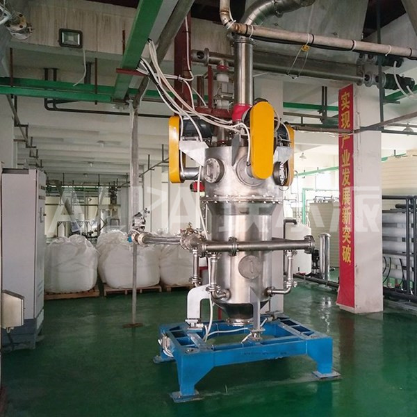 <a href=http://shuangluoxuan.cn/chanpin/27.html target=_blank class=infotextkey>氣流粉碎機</a>現(xiàn)場圖